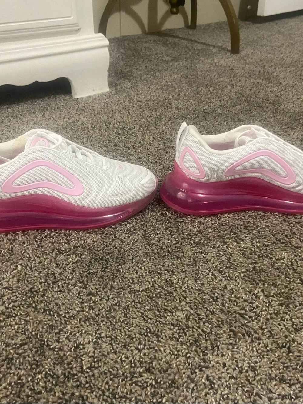 Nike Women's White and Light Pink Mesh Running Sneakers
